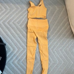 Spiritual gangster set